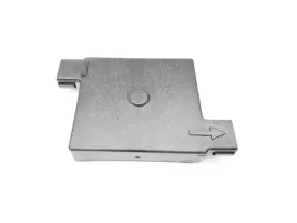 nakladka-zaslepka-zamykajaca-ciegna-linki-maski-audi-oe