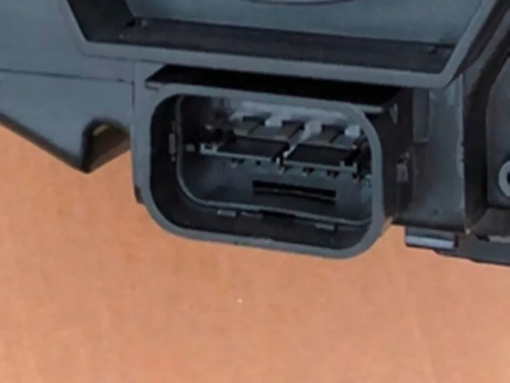 reflektory-ksenon-nieuzbrojone-lewy-prawy-przod-do-bmw-serii-x5-e70-lift-eu-numer-katalogowy-oryginalu-europa-eu-europejska-wersja-wersjioradaptacyjna-serii-serie-xsenonowa-lci-x5oradaptacyjne-kompletna-kompletne-soczewkaordouble-lampa-adaptacyjnych-bez-2013oradaptiv-adaptive-lift-2010-2011-2012orlewa-lewy-lewe-lewej-lewych-lewego-lampyorprzod-przod-przedniej-bixenon-bi-xenonorreflektor-reflektora-biksenonorxenon-ksenon-kenonu-xnonu-ksenonowaorswiatla-lens-przetwornica-bmw-e70-seriaorswiatla-nieuzbrojona-nieuzbrojoneorswiatlo-swiatlo-przelozenieor63117221891-7221891or663117240787-7240787-gola-golaorjazdy-jazda-dziennaorprawej-prawa-prawy-prawe-prawego-prawychor63117240788-7240788