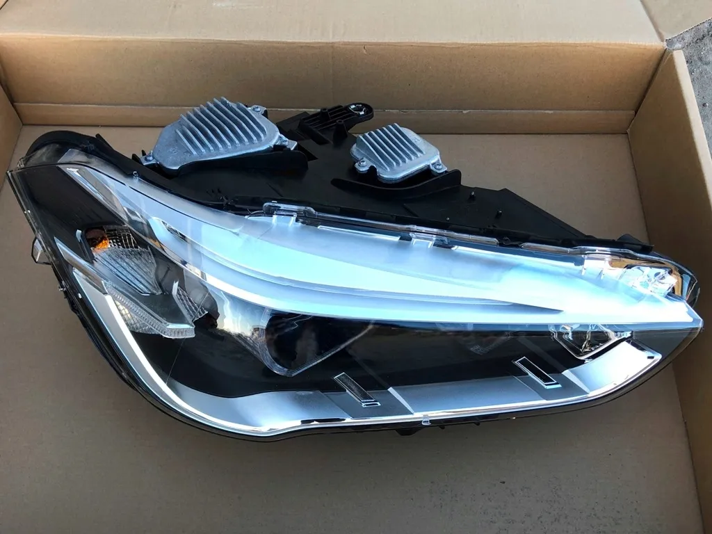 adaptacja-reflektory-halogen-na-full-led-przednie-do-bmw-x1-f48-f49-lift