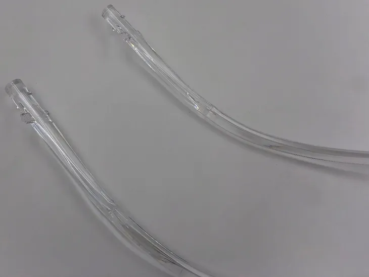 swiatlowody-prawe-przednie-lampy-multibeam-led-drl-do-mercedes-w213-2016-20-wersja-europejska