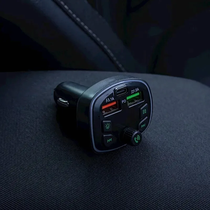 transmiter-samochodowy-fm-bluetooth-forever-tr-360-czarny