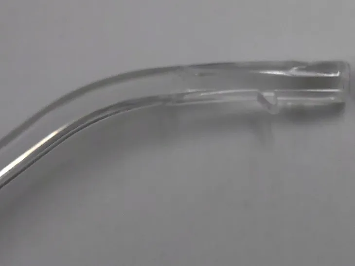 swiatlowod-reflektora-lampy-prawej-przod-led-drl-do-mercedes-c-w205-2015-18-jakosc-czesci-zgodnie-z-gvo-p-zamiennik-o-jakosci-porownywalnej-do-oryginalu