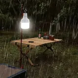 zd13b-wiszaca-lampka-led-usb-kolor-dominujacy-bialy