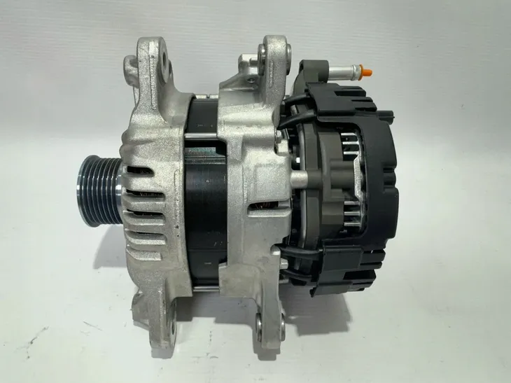 nowy-oryginalny-alternator-renault-austral-1-2-tce-e-tech-231b16632r-numer-katalogowy-czesci-231b16632r-renault-oe-org