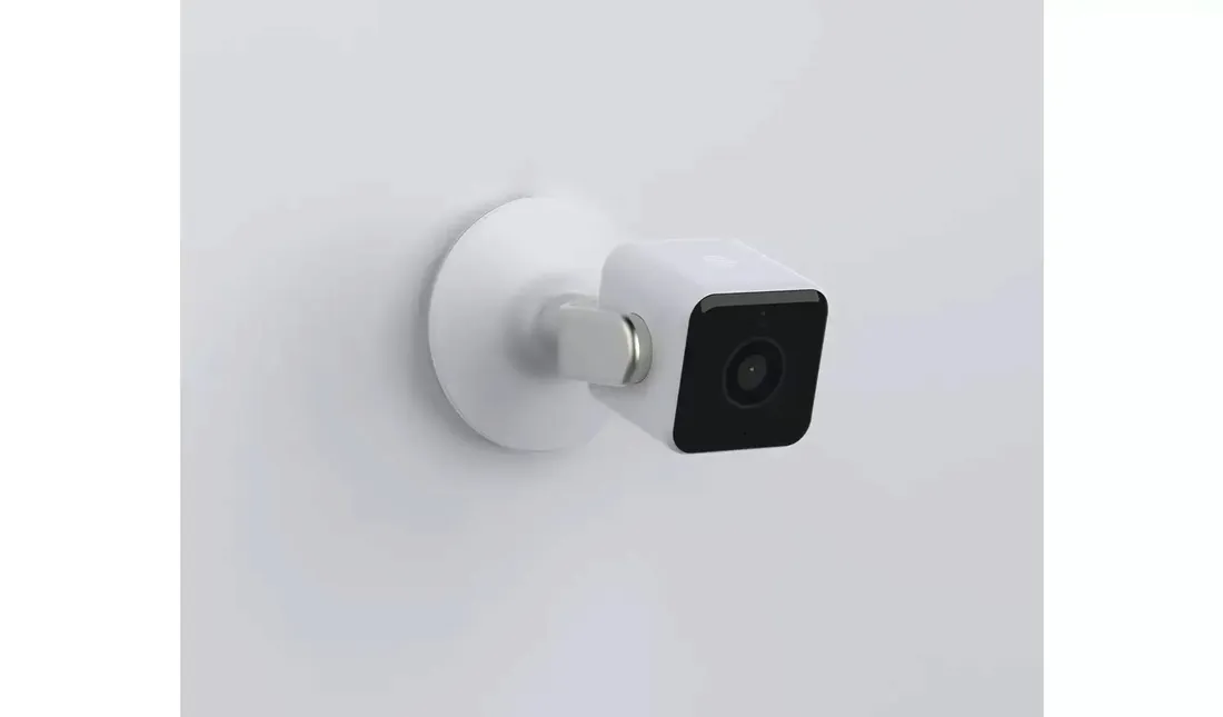 wewnetrzna-inteligentna-kamera-hive-view-biala-8066-stan-powystawowy