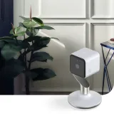 wewnetrzna-inteligentna-kamera-hive-view-biala-8066-obudowa-inna