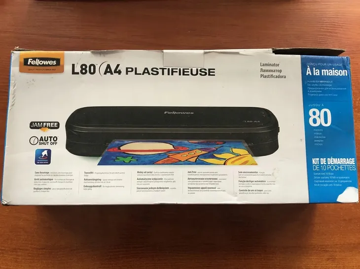 laminator-fellowes-a75-a4-6689-stan-powystawowy-czas-nagrzewania-3-min