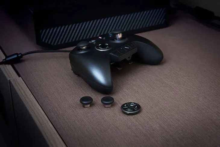 kontroler-xbox-one-razer-wolverine-ultimate-2637-wibracje-tak