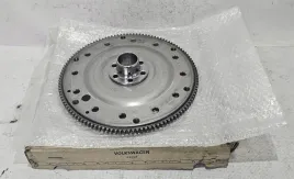 nowe-oryginalne-kolo-zamachowe-audi-a6-c7-a4-b8-a5-8t-03g105323ac