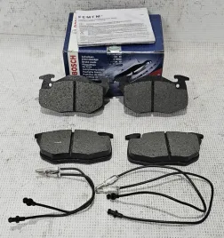 nowe-bosch-klocki-hamulcowe-przod-citroen-saxo-peugeot-106-i-renault-18