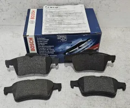 nowe-klocki-hamulcowe-tyl-renault-nissan-opel-ford-0986494032