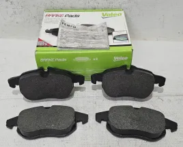 nowe-klocki-hamulcowe-przod-opel-chevrolet-hyundai-cadillac-saab-fiat