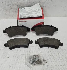 nowe-klocki-hamulcowe-przod-citroen-xsara-peugeot-206-206-cc-p61067