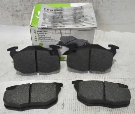 nowe-klocki-hamulcowe-przod-citroen-peugeot-talbot-renault-301081