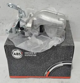 nowy-zacisk-hamulcowy-tyl-vw-skoda-audi-seat
