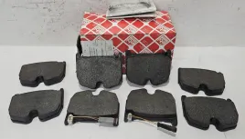 nowe-klocki-hamulcowe-przod-mercedes-w219-w211-w215-w220-w221-w230-16534