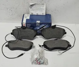 nowe-bosch-klocki-hamulcowe-przod-citroen-c5-ii-iii-c6-peugeot-407
