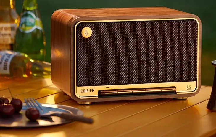 przenosny-glosnik-edifier-d32-brazowe-komunikacja-bluetooth