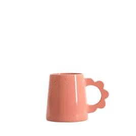 kubek-pelma-rozowy-z-uchem-w-ksztalcie-kwiatka-04-l-homla