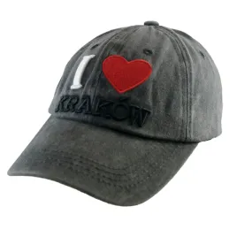 czapka-z-daszkiem-bejsbolowka-haft-i-love-krakow-pamiatka