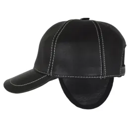 skorzana-czapka-z-daszkiem-ciepla-z-oslona-uszu-bejsbolowka-czarna