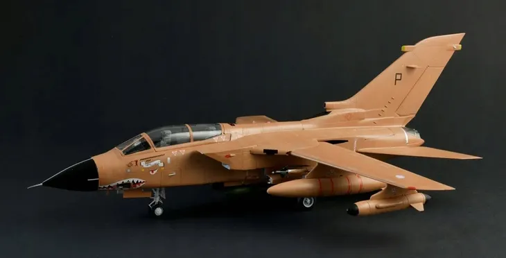 1-48-tornado-gr-1-ids-gulf-war-war-thunder-edition-kod-do-war-thunder-marka-italeri-stan-zlozenia-do-zlozenia