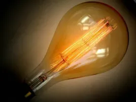 zarowka-weglowa-selink-diamound-64-60w-e27-big