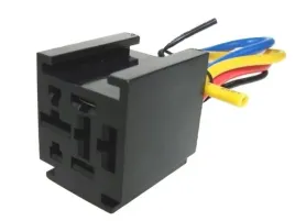 gniazdo-przekaznika-samochodowego-80a-z-kablem