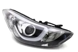 hyundai-elantra-od-2014-reflektor-bi-xenon-prawy