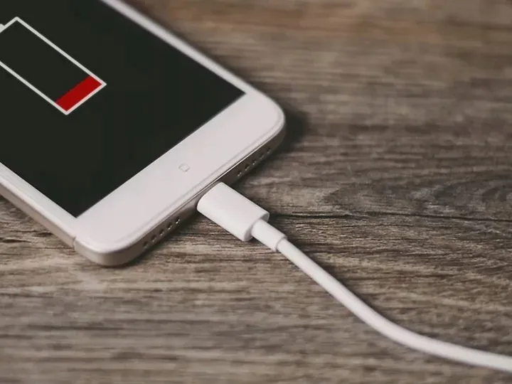oryginalny-kabel-iphone-apple-usb-c-lightning-1m-stan-nowy