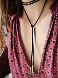czarny-choker-naszyjnik-rzemyk-sznurek-zloty-dlugi