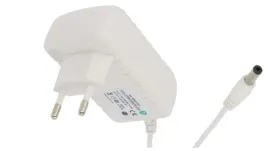 posb05200a-wh-zasilacz-adapter-bialy-10w-5v-2a-gniazdo-ac-cee7-16-wtyk-dc