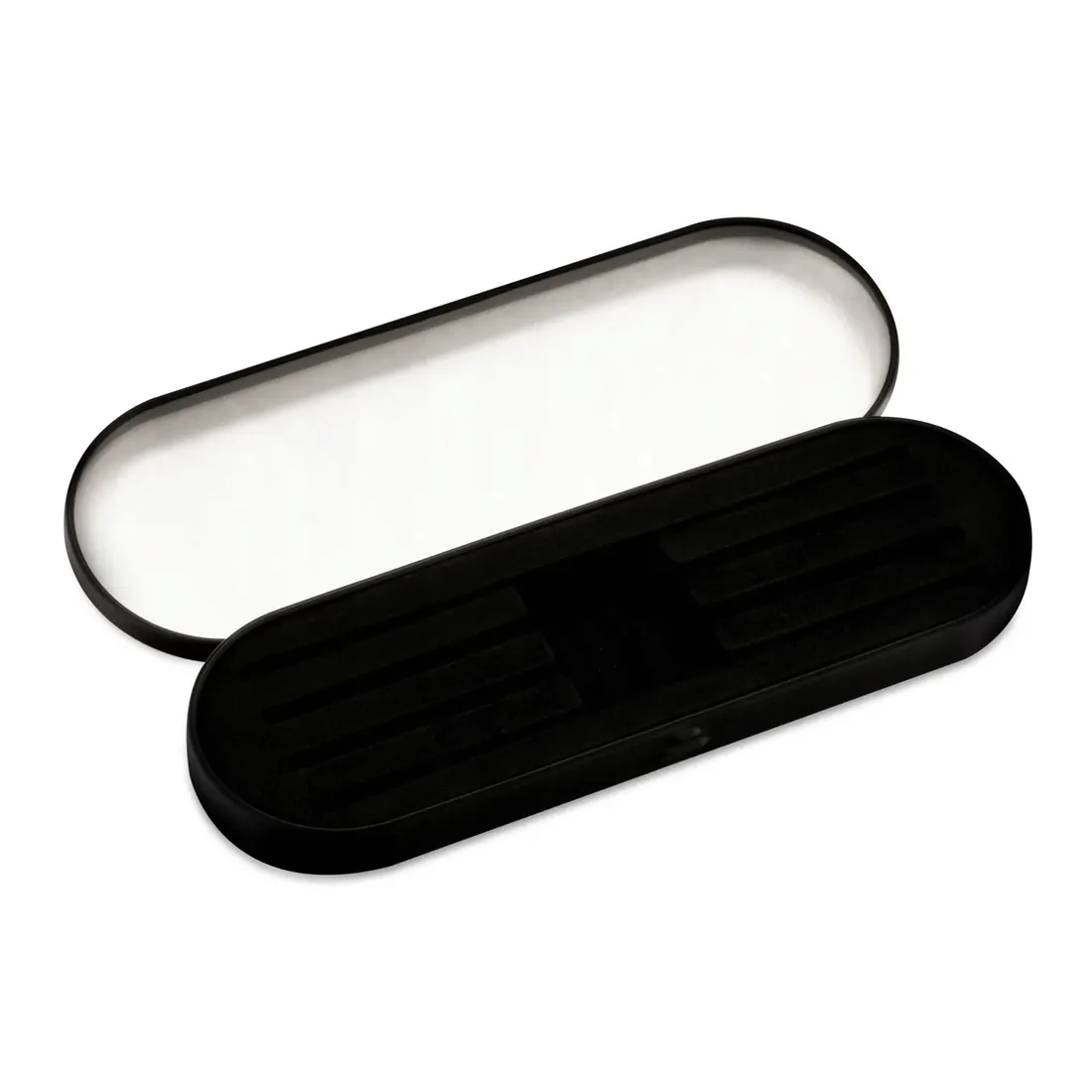 czarne-etui-na-pesety