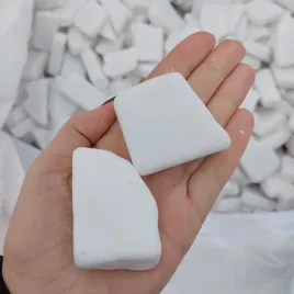 kamien-bialy-thasos-plaski-3-5cm-do-malowania-20kg