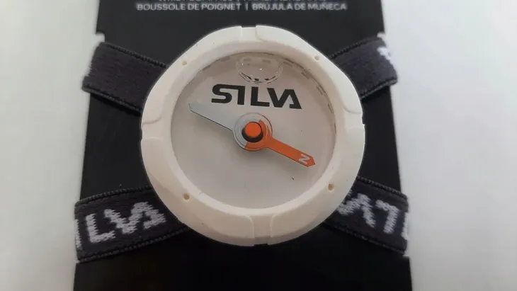 kompas-nadgarstkowy-silva-begin-2-material-obudowy-tworzywo-sztuczne