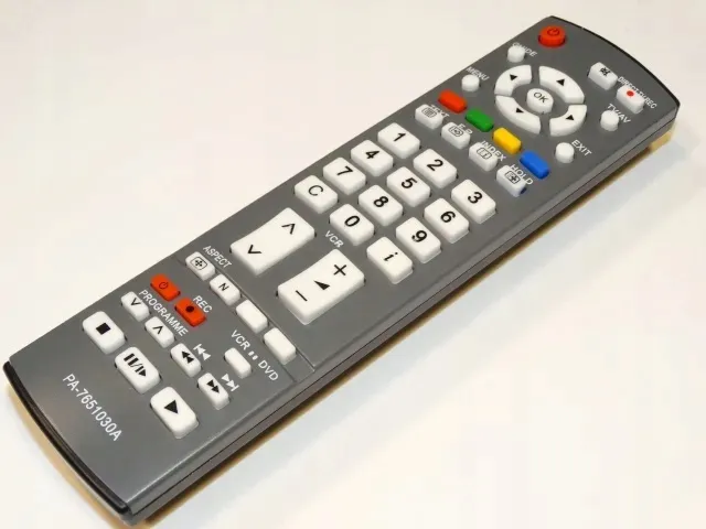 pilot-do-tv-panasonic-eur7651030a