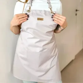 fartuszek-kosmetyczny-bezowy-elarto