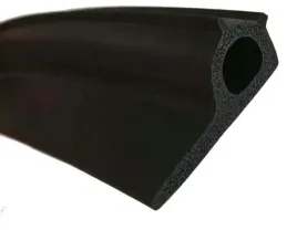 uszczelka-uniwersalna-samoprzylepna-do-chlodni-wlazu-drzwi-garazu-bram