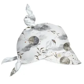 babysteps-bambusowa-chustka-chusteczka-na-glowe-z-daszkiem-moonlight