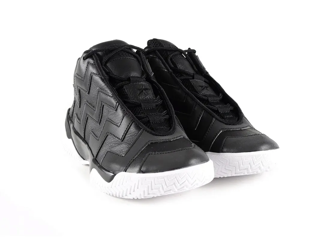 converse-565063-black-white-37