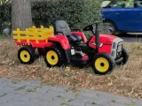 super-traktor-blow-na-akumulator-stan-nowy-wiek-dziecka-3-lata