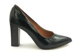 piekne-czolenka-na-slupku-9-cm-wloska-skora-2453-czarne-39