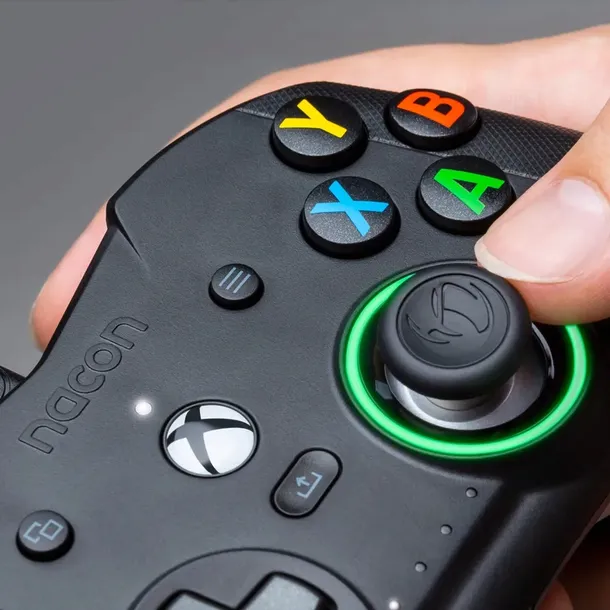 nacon-revolution-x-pro-controller-xbox-xors-xboxone-marka-nacon