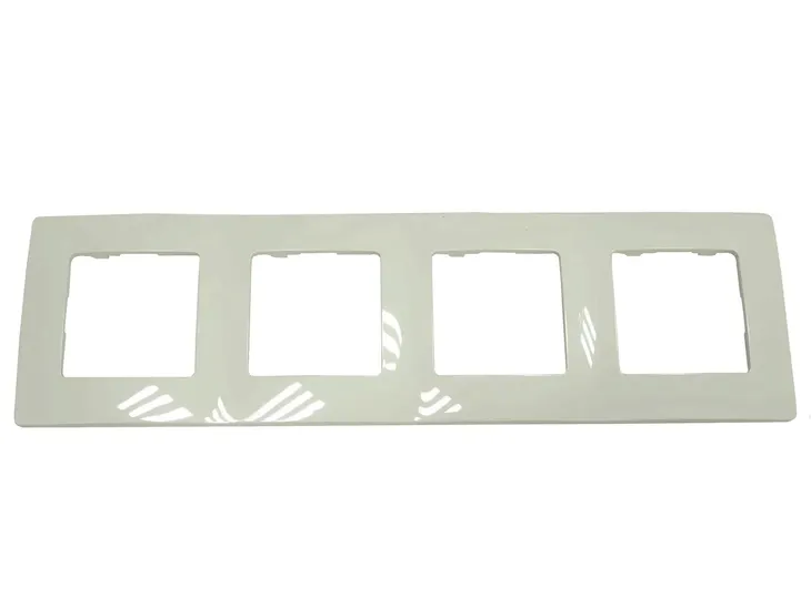 ramka-poczworna-legrand-bialy-stan-nowy-liczba-gniazdek-wiecej-niz-3