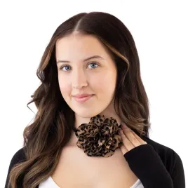 choker-naszyjnik-kwiat-w-panterke-brazowy-zapinany-na-aksamitnej-tasmie