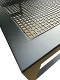 metalowy-stol-ogrodowy-material-dominujacy-metal