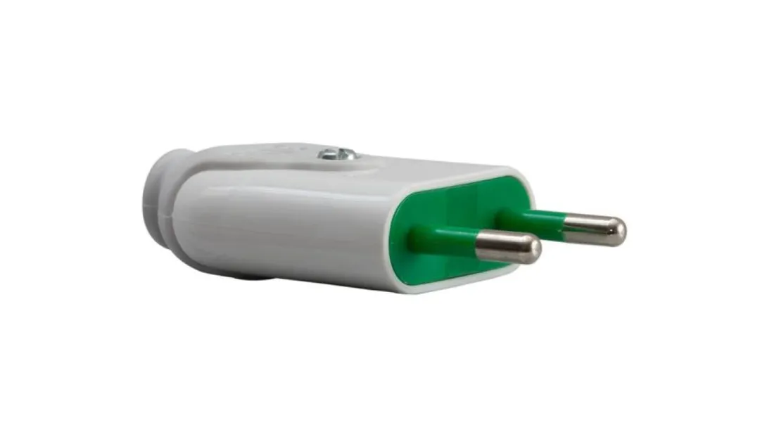 wtyczka-plaska-biala-25a