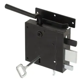 zamek-wiejski-lewy-whw-100-zamek-drzwi-na-klucz