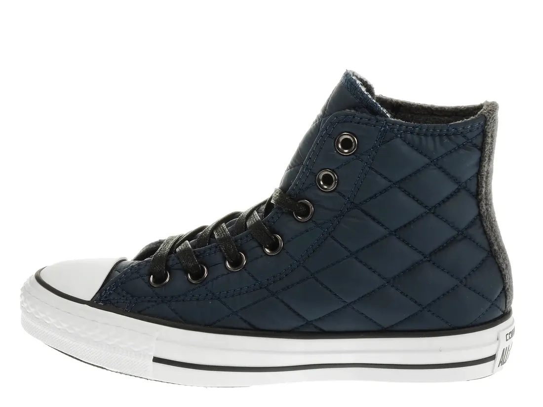 converse-149453-nighttime-37