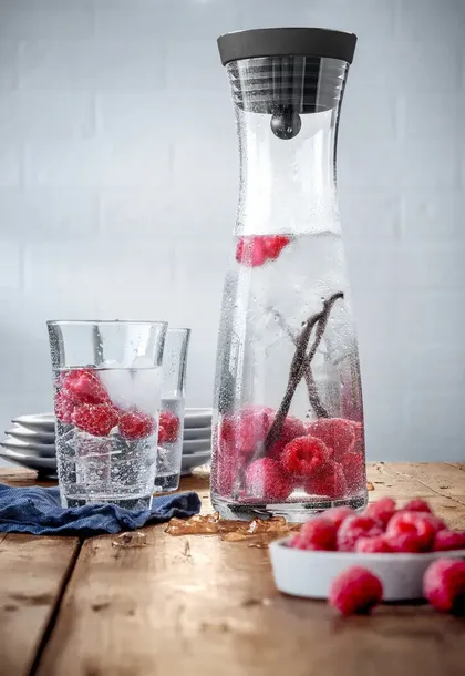 wmf-karafka-2-szklanki-basic-informacje-dodatkowe-mozliwosc-mycia-w-zmywarce